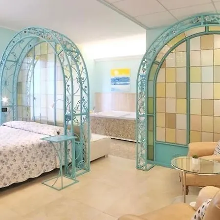 Jasmin Charme 迪亚诺马里纳