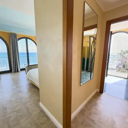 ホテル Jasmin Charme