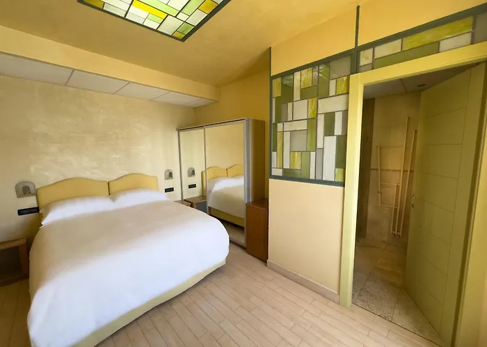 Jasmin Charme ディアーノ・マリーナ